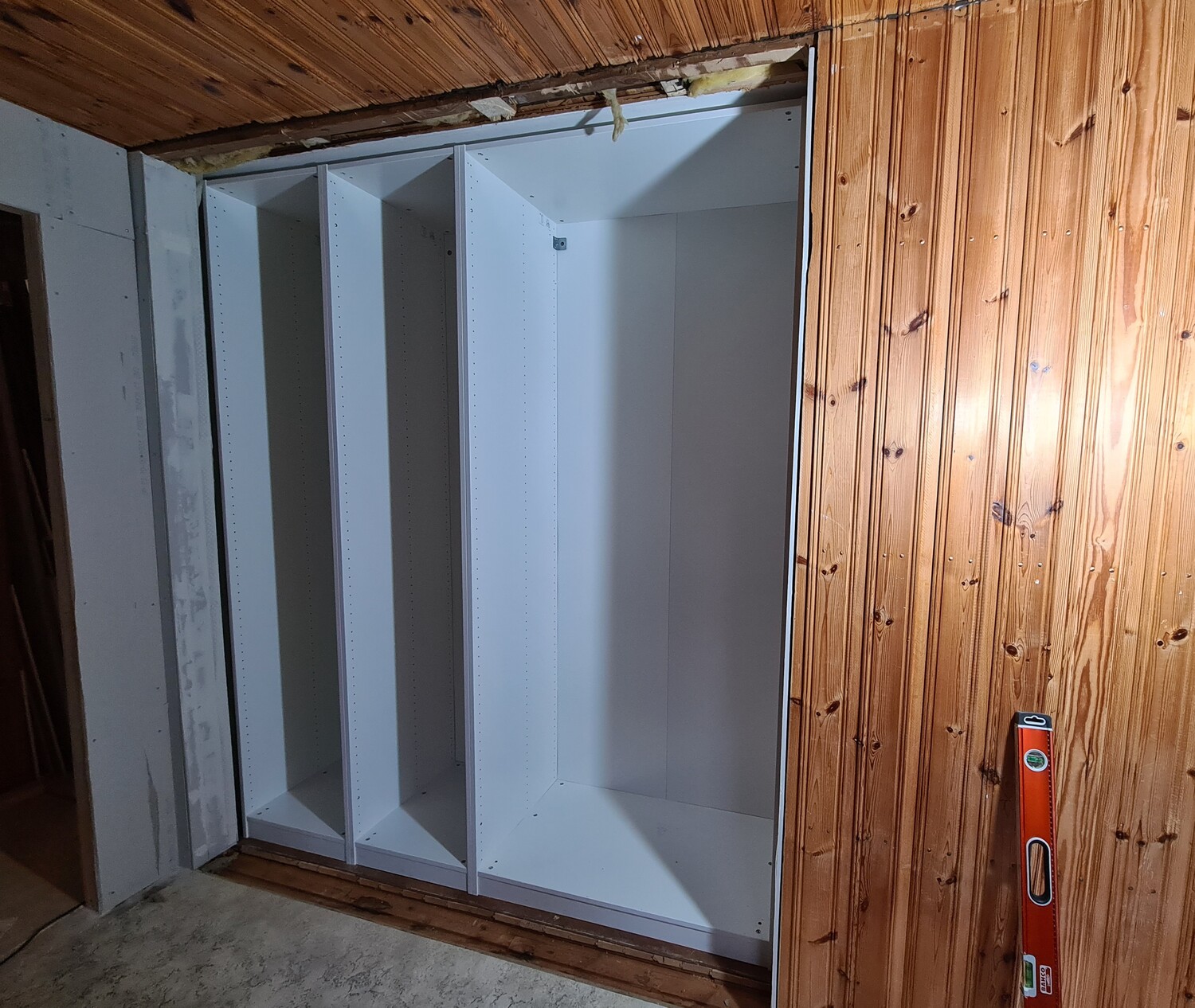 Högsby – Schlafzimmer mit Einbauschrank — Vorschau 9